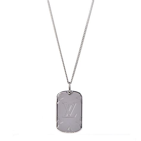 lockit pendant louis vuitton|louis vuitton monogram locket necklace.